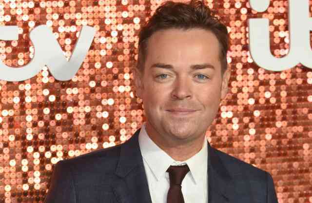 Catchphrase 2024 Application Release Date Schedule 5 Stephen Mulhern host of Catchphrase 2024